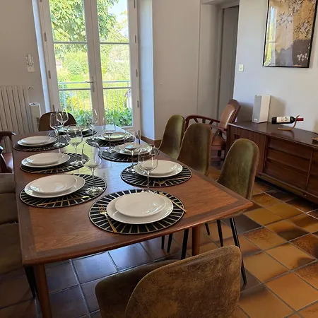 Le Caprice Garden, River And Chateau * Saint-Germain-de-Confolens