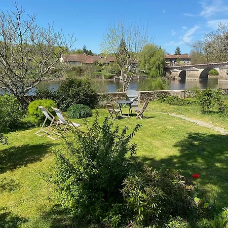 Le Caprice Garden, River And Chateau Dom wakacyjny