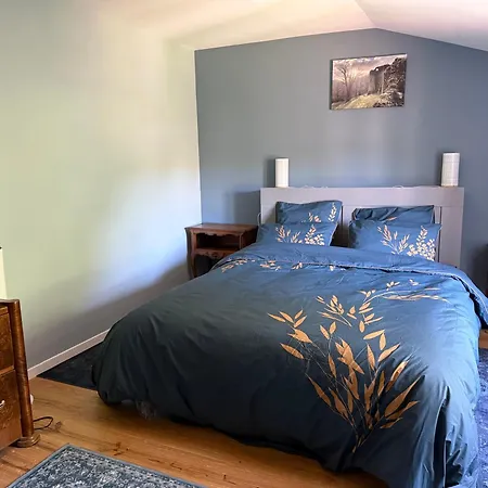 Le Caprice Garden, River And Chateau *