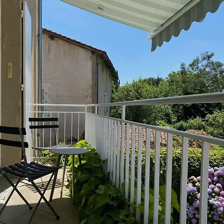 Le Caprice Garden, River And Chateau Dom wakacyjny *