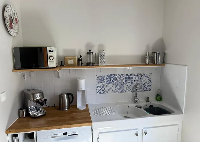 Holiday home Le Caprice Garden, River And Chateau Saint-Germain-de-Confolens