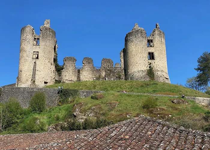 Le Caprice Garden, River And Chateau Holiday home *