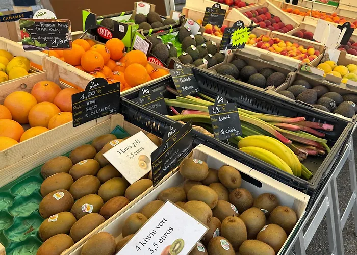 Holiday home Le Caprice Garden, River And Chateau Saint-Germain-de-Confolens